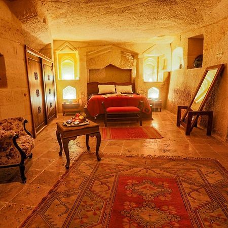 Sinasos Palace Cave Hotel Ürgüp Extérieur photo